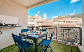Le Neroli T2 Dernier Etage Avec Terrasse Et Garage