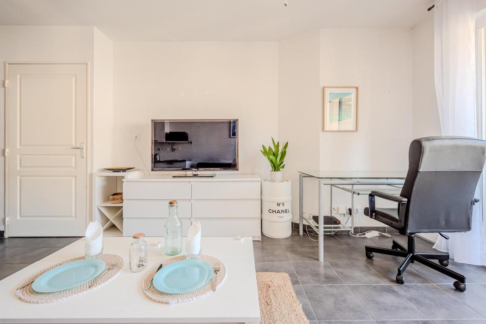 Appartement Le Neroli T2 Dernier Etage Avec Terrasse Et Garage à Toulon Extérieur photo
