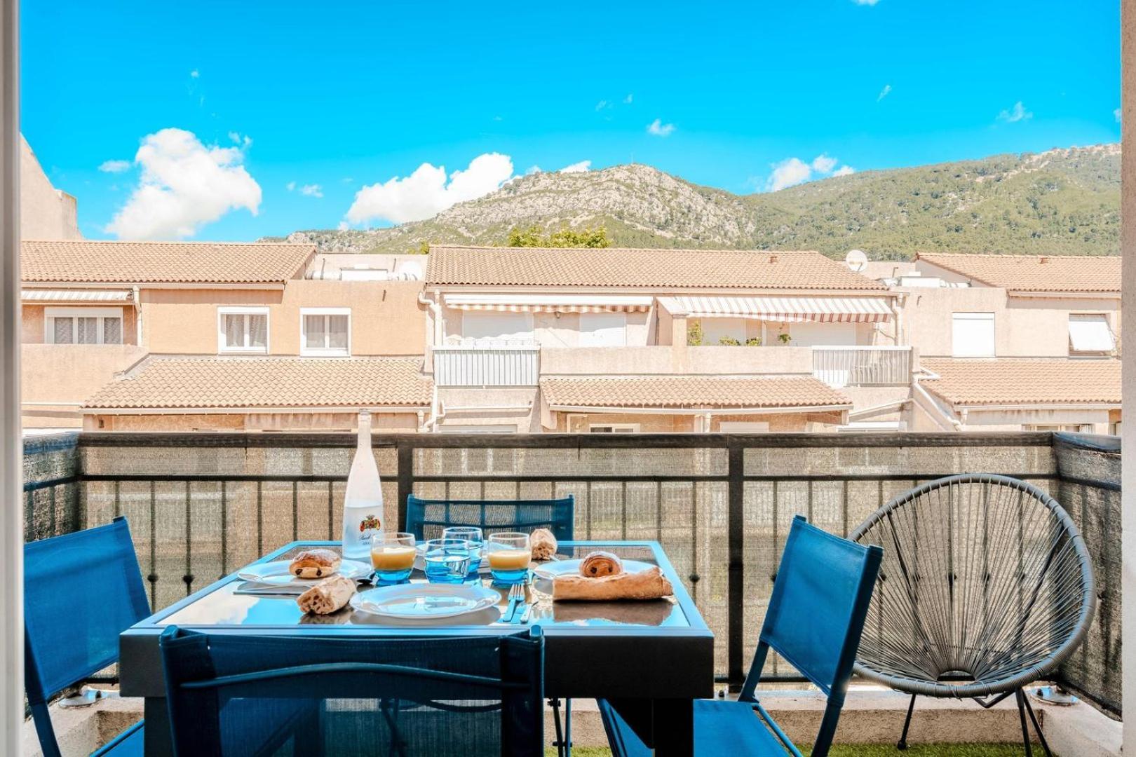 Appartement Le Neroli T2 Dernier Etage Avec Terrasse Et Garage à Toulon Extérieur photo